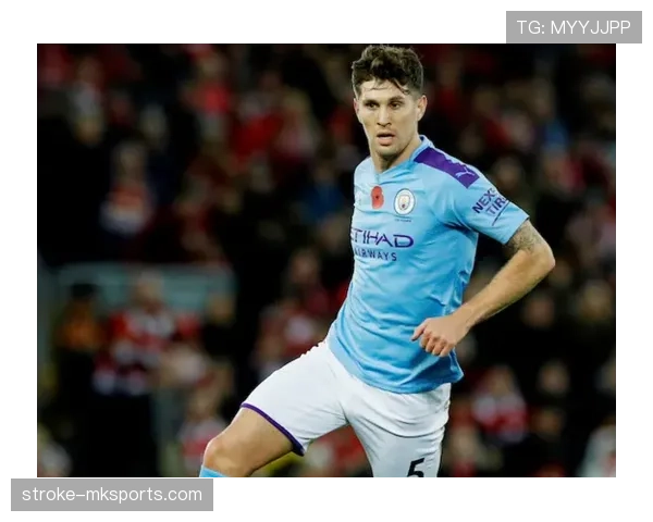 埃德森状态回暖，技术全面的门神引领曼城防线