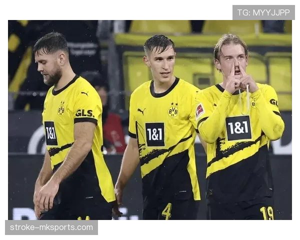 多特蒙德豪门坍塌:战术迷魂阵反噬,危机爆发沦为保级搅局者? 多特蒙德豪门坍塌:战术迷魂阵反噬,危机爆发沦为保级搅局者?